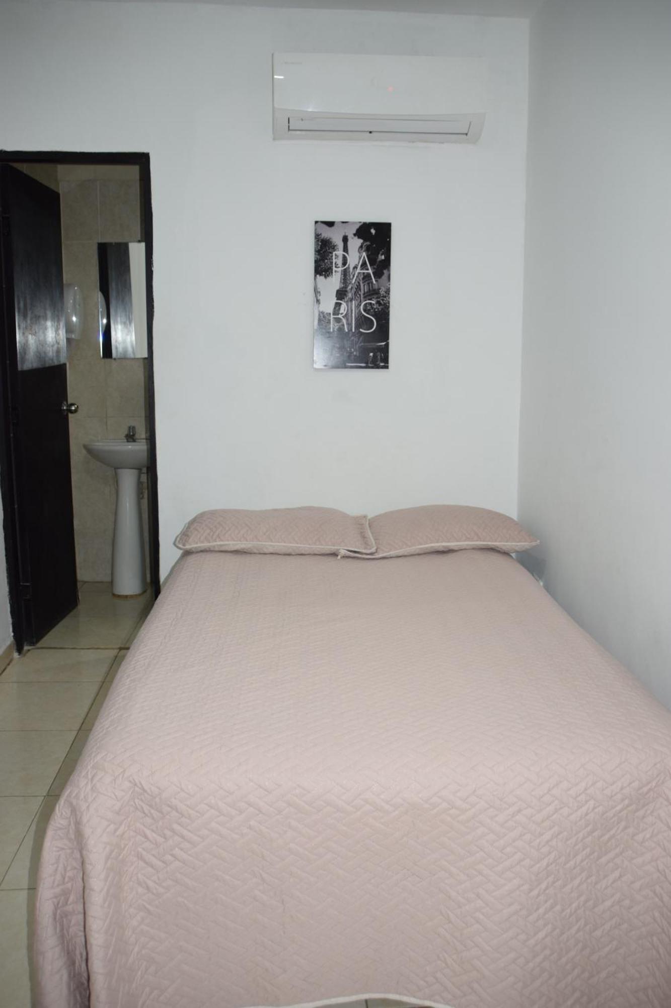 Hotel Barcelona Montería Buitenkant foto